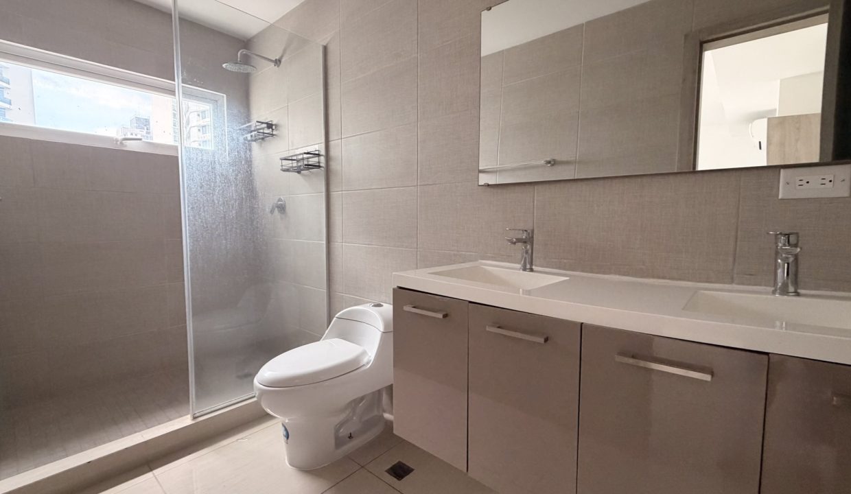 3-HOR - Bańo habitación principal