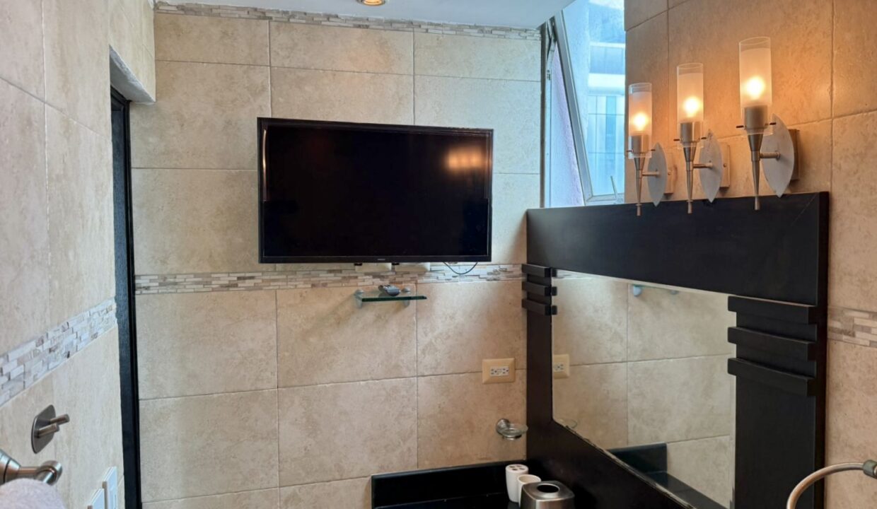 95224fb8-8444-43bb-9be7-054da229b7d2