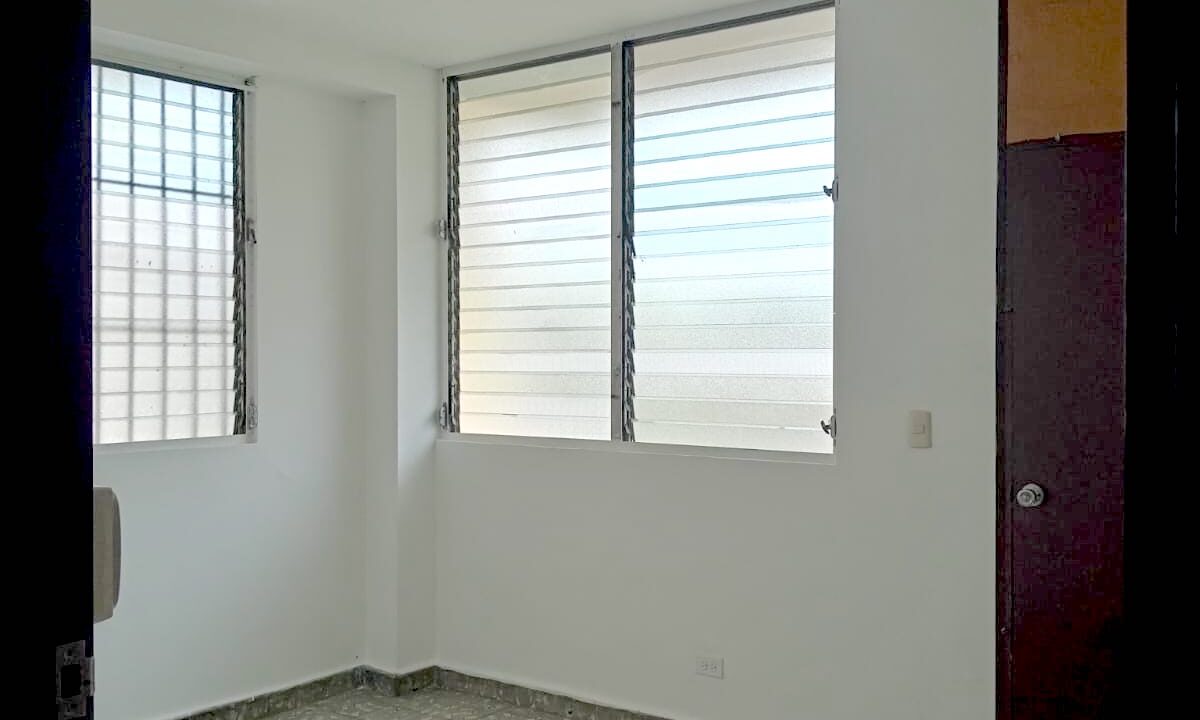 WhatsApp Image 2025-03-04 at 3.00.30 PM