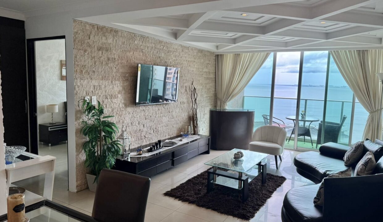 cf0970ff-cab9-4f47-9aac-7481d4921a0b